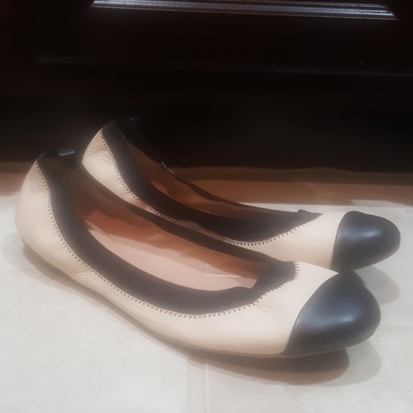 SOLD!  BANANA REPUBLIC Blush Ballet Shoes - 9 1/2 - Picture 1 of 5